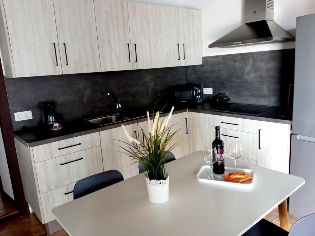 Vivienda Vacacional Los Agapantos Brena Alta Bagian luar foto